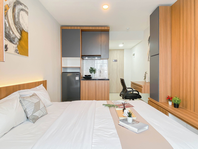 Room 2, Wooden Space Studio At Meikarta Apartment, Cikarang