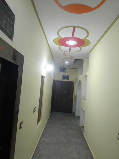Lobby 5, Rai Residency, Varanasi