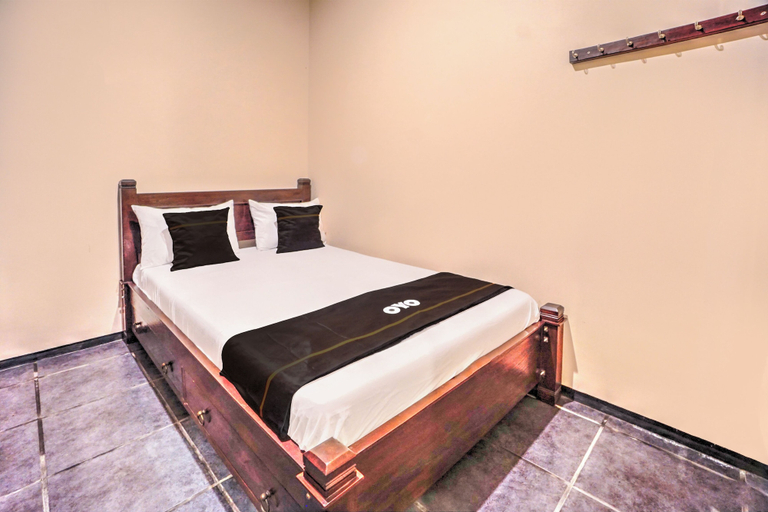 Room 3, OYO 94769 Griya Djati Syariah 2, Malang