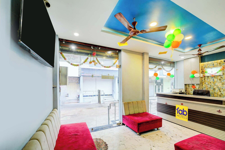 Reception 5, Fabhotel Mahak Palace, Ujjain