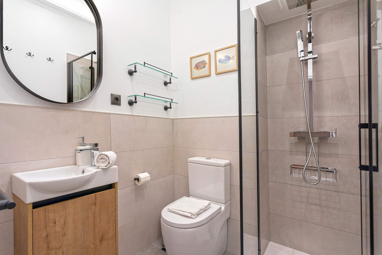 Bathroom 3, Genteel Home Teodosio, Sevilla