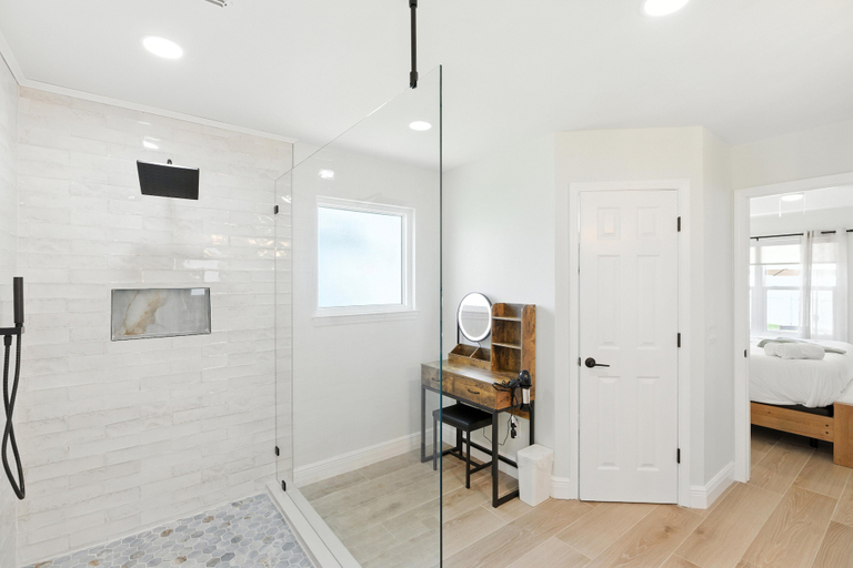 Room 2, Driftwood Dreamer Retreat Quiet Coastal Escape, Santa Rosa