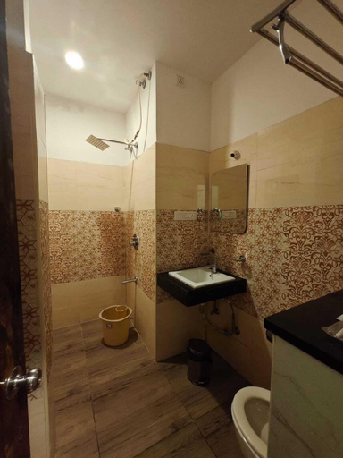 Bathroom 4, Stayz Royale Koramangala, Bangalore