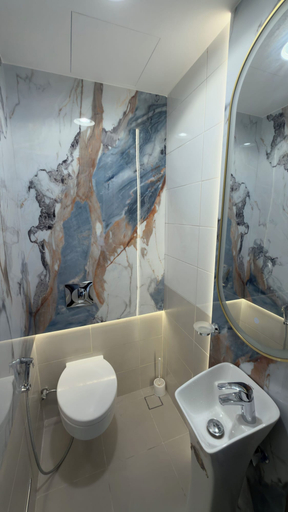 Bathroom 2, Highend Azure Stay In Palm Jumeirah, Dubai