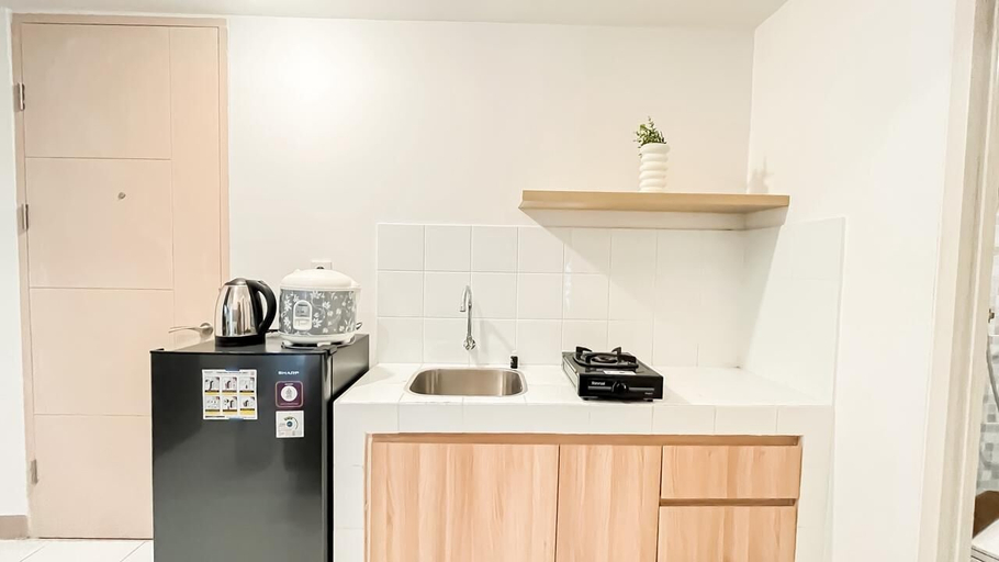 Private kitchen 4, Scandinavian Touch With 2Br At Tokyo Riverside Pik 2 Apartment, Tangerang