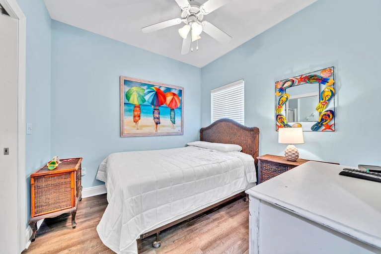 Bedroom 3, Summer Towne Cottages #8 - Sea-questered, Bay