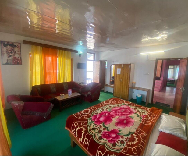 Room 4, Hotel Potala Manali, Kullu