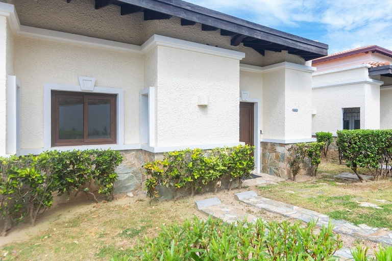 Exterior, Pristine Bay 1002 3 Bedroom Home, Roatán