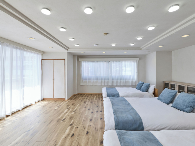 Bedroom 3, LIVE HEART House, Nara