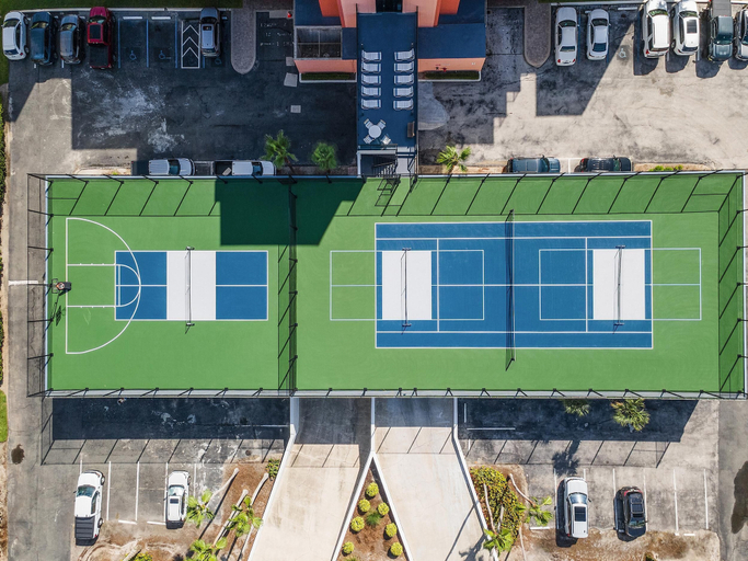 Sport court 4, Sunrise 206, Volusia