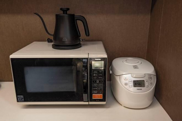 Microwave, Vacation Rental Motobu Grande, Motobu