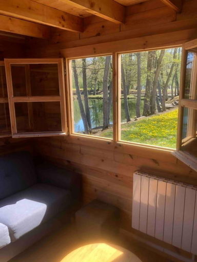Room 5, Etangs de la Palombière, Val-d'Oise