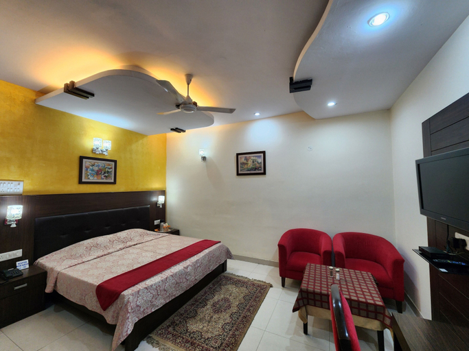 Bedroom 5, Jungle Babbler Tourist Resort, Rewari