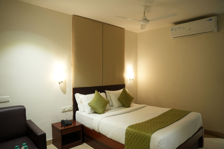 Room 2, Hotel Maritan - Hitech City, Hyderabad, Hyderabad