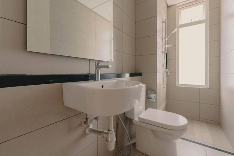 Bathroom, Spacious French Verdi BY FEEL HOME, Sepang