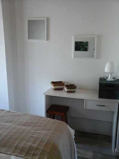 Bedroom 3, Le Hameau de la Courbière, Ariège