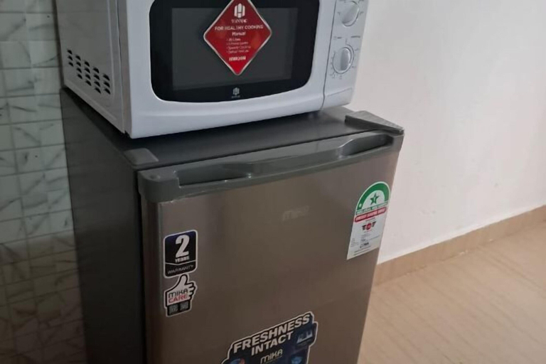 Microwave, Royal Studio Apartments, Nyali