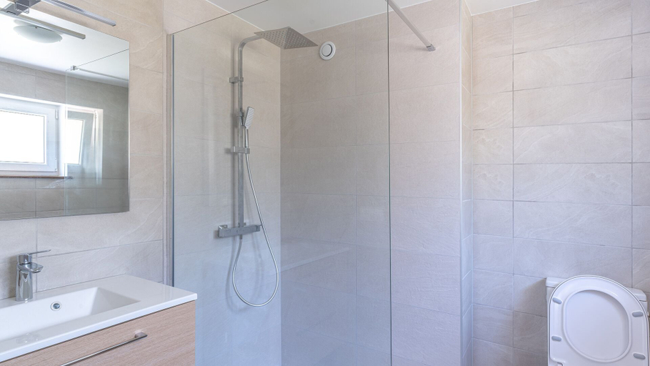 Bathroom 3, CLOS ST FRANCOIS SPA, Bas-Rhin