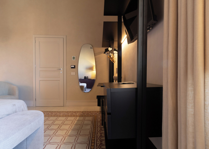 Room 2, Palazzo Balsamo, Palermo