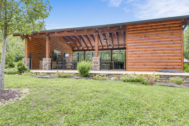 Exterior, 5 O'clock Somewhere 1 Bedroom Cabin by RedAwning, Sevier