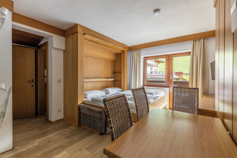 Living area 2, Appartements Wittenius by we rent, Zell am See