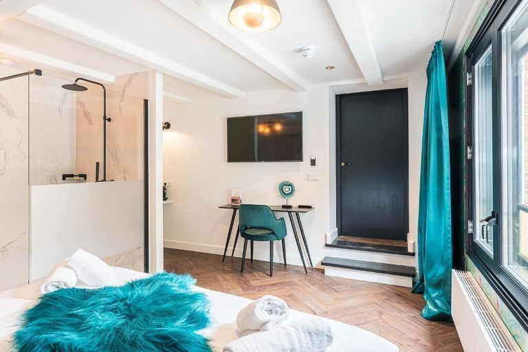 Room 2, De Bij Middelburg, Middelburg