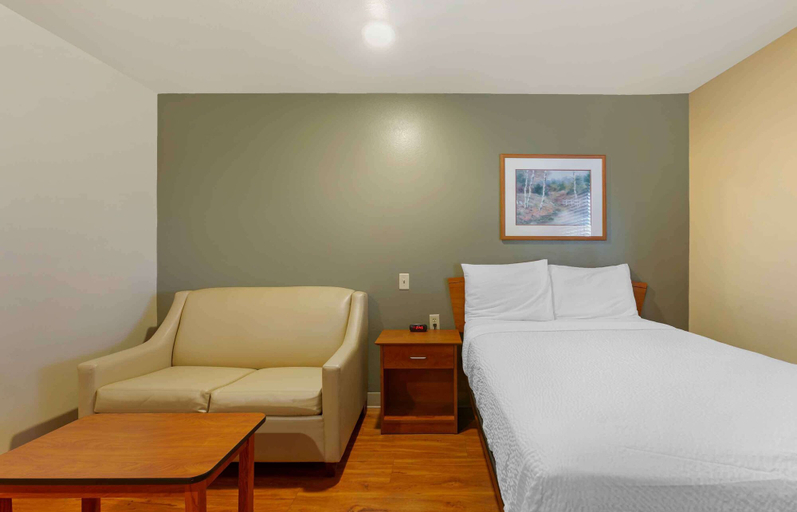 Bedroom 4, Extended Stay America Select Suites - Kansas City - Stadium, Kansas City