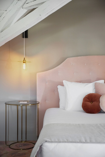 Room 4, Le Général d'Elbée, Vendée
