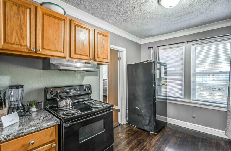 Private kitchen 3, Browning Nest, Shelby