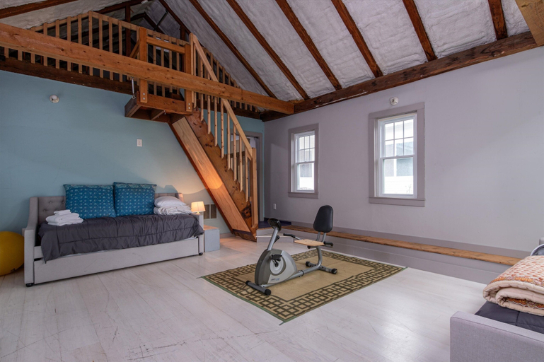 Interior 3, Village House 3 Bedroom Home, Washington