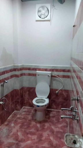 Bathroom 4, New View Inn, Varanasi