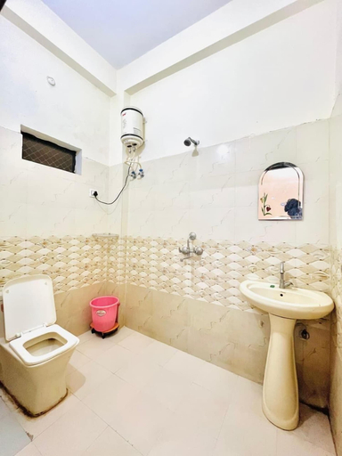 Bathroom 5, RV Stay Pushkar, Ajmer