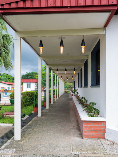 Restaurant 5, Heliconia Park Hotel & Golf Resort, Port Harcourt