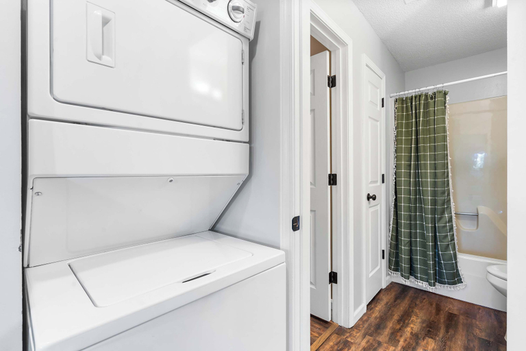 Others 5, Lake Access Condo Condo for 4!, Taney