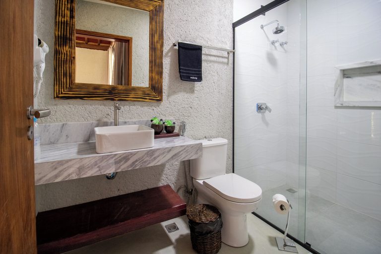 Bathroom 4, Kokoye Boutique Hotel, Porto de Pedras
