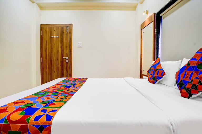 Room 2, Fabhotel The Royal Park, Pune