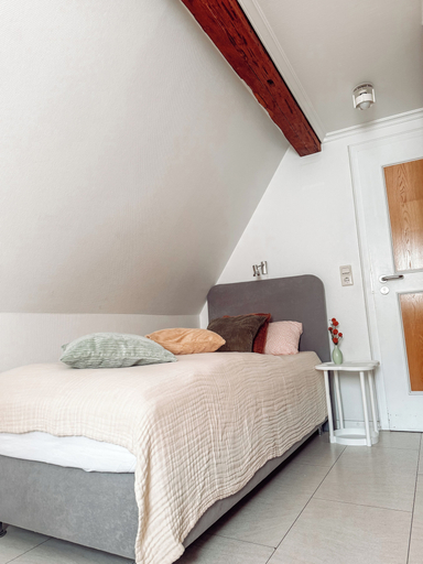 Bedroom 4, Hotel Restaurant Ratsstube, Calw