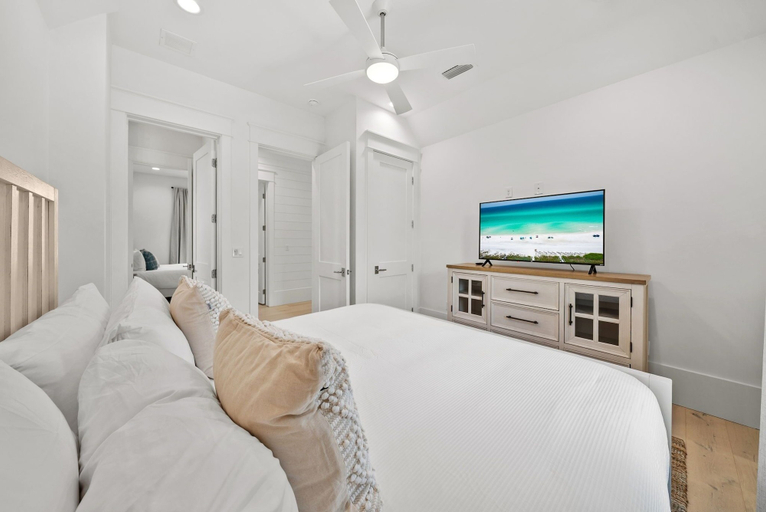 Room 4, Magnolia Tides 6 Bedroom Home, Walton