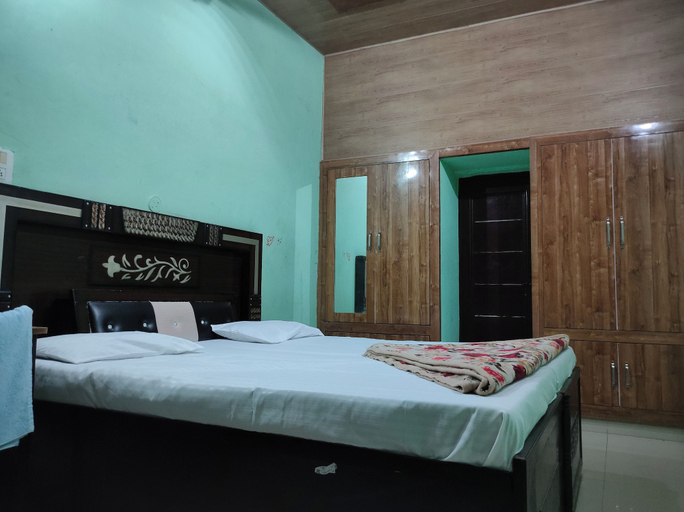 Bedroom 2, Hotel Comfort Zone, Kurukshetra