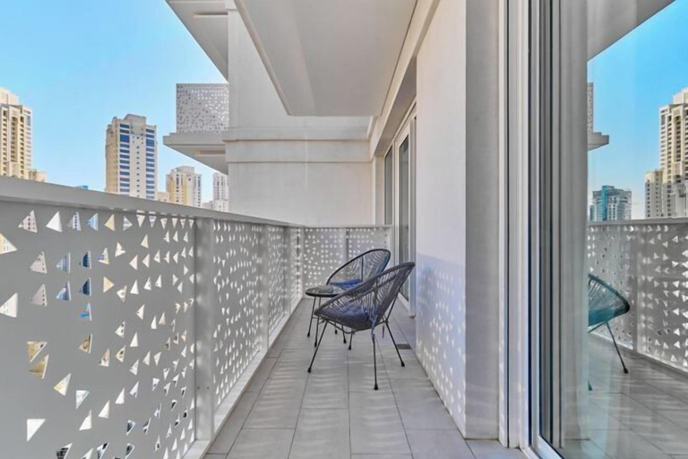 Interior 2, bnbme Panoramic Vws in JBR w/ 5-Star Amenities, Dubai