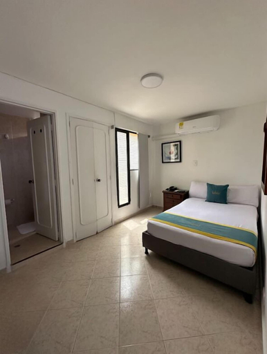 Bedroom 2, Hotel Lukas, Medellín