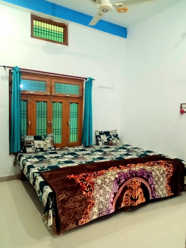 Room 5, Radhe Ji Home Stay By Wishotel, Kharagpur, India, Faizabad