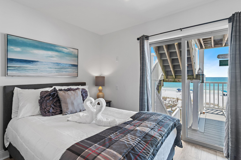 Bedroom 3, Little House on the Beach, Walton