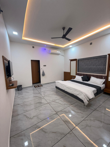 Room 3, Hotel Sunrise, Rajkot