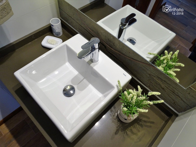 Bathroom 4, Los Caracoles, n.a289