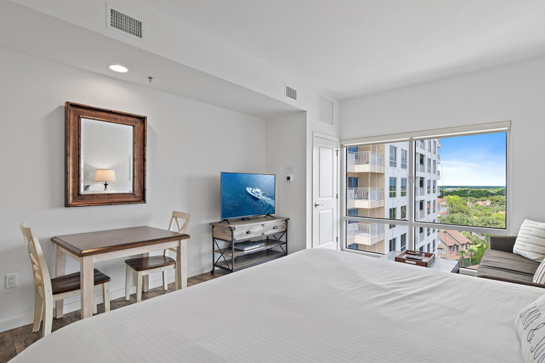 Bedroom 4, Luau II 6922, Walton