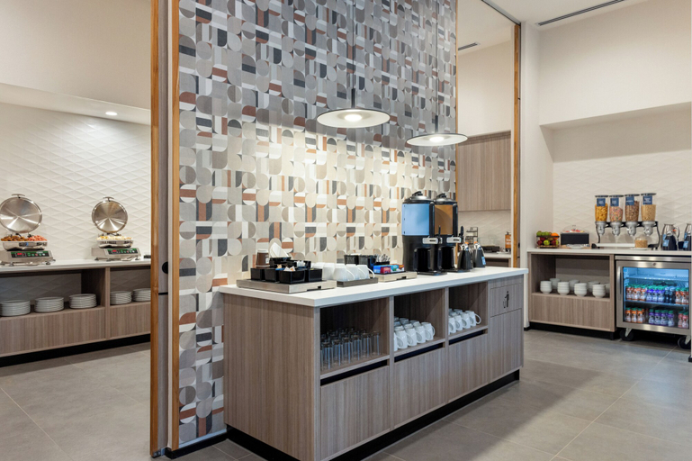 Food & Drinks 5, Homewood Suites By Hilton Cariari San Jose, Belén