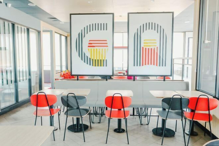 Dining, Aurora Rooms Riverdale, Cikarang