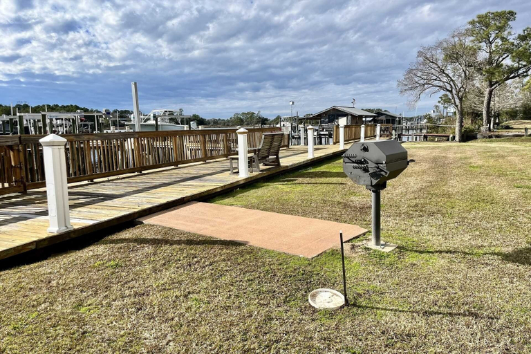 Property grounds 3, Bay John 406 3 Bedroom Condo, Baldwin