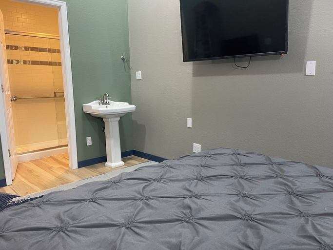Bathroom 3, Cabins on Main Longmont, Boulder